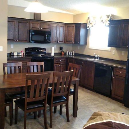 Campbell'S Accommodations Gull Lake Ngoại thất bức ảnh